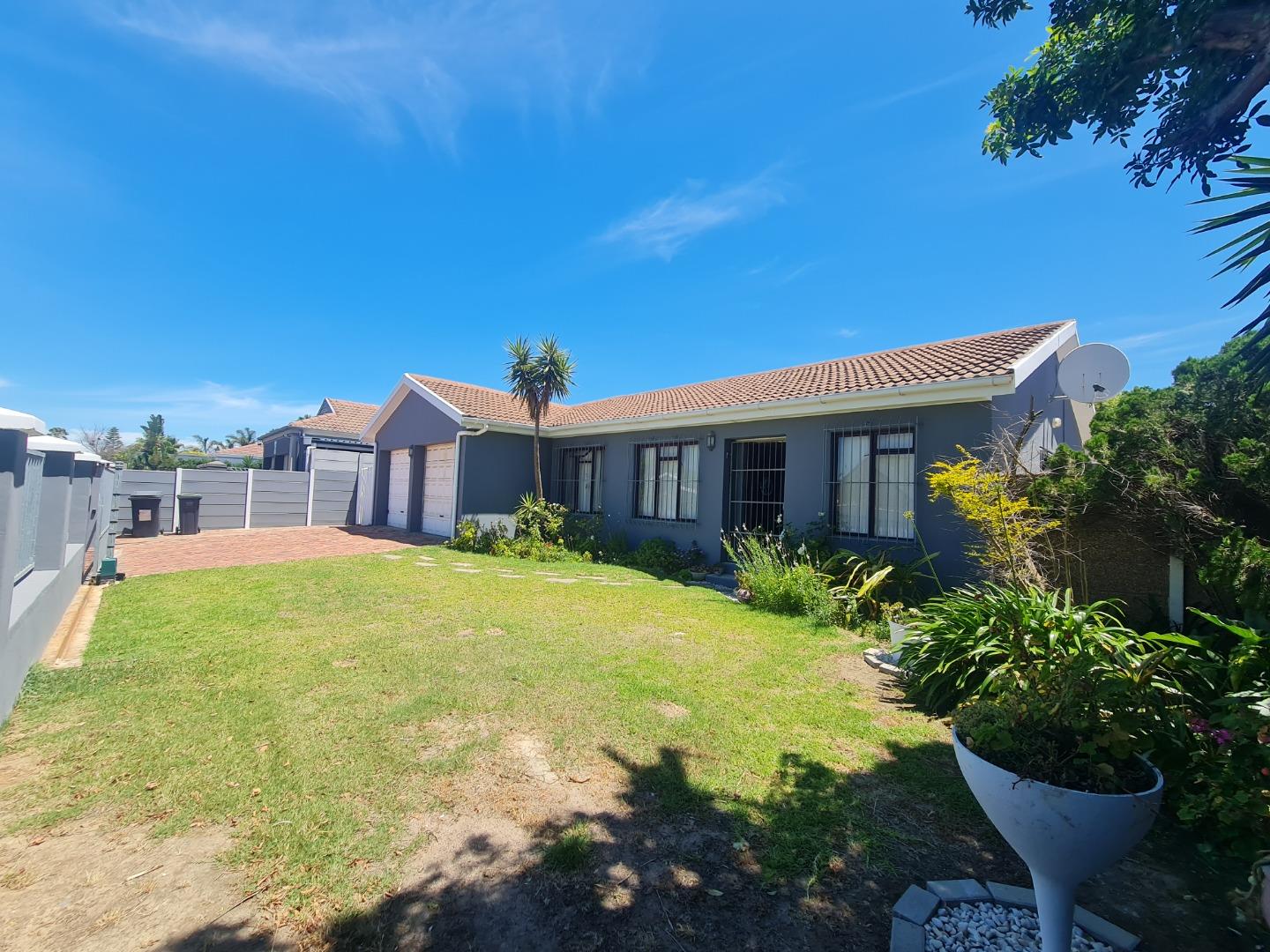 5 Bedroom House for Sale - Western Cape