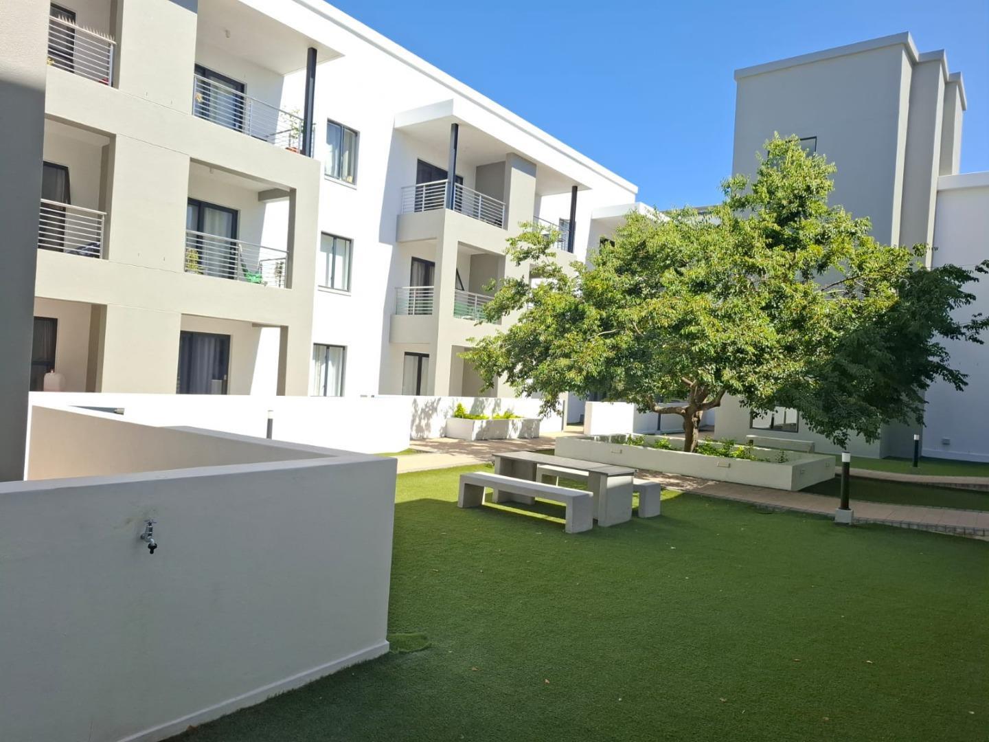 1 Bedroom Apartment for Sale - Western Cape
