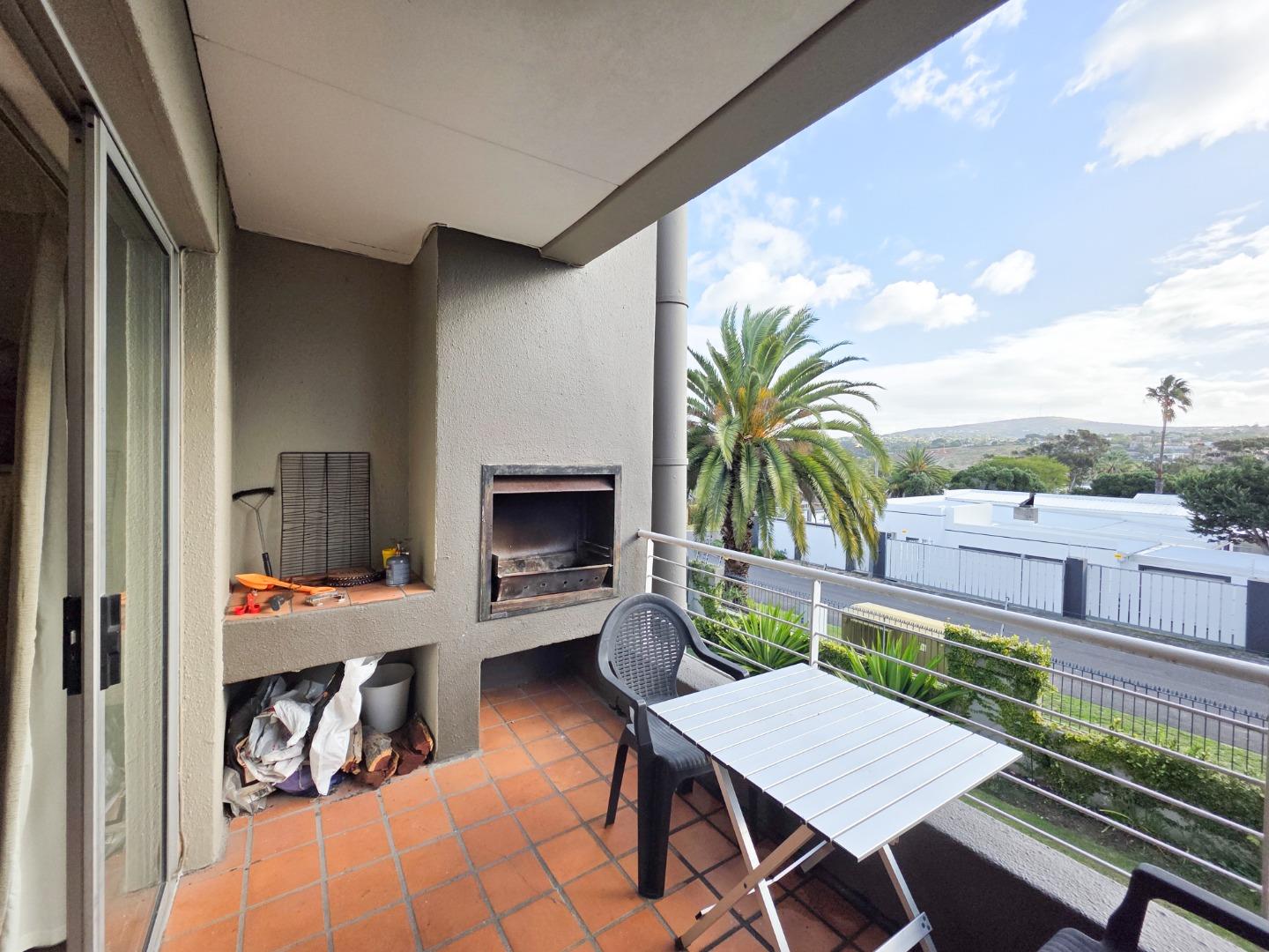 2 Bedroom Apartment for Sale - Western Cape