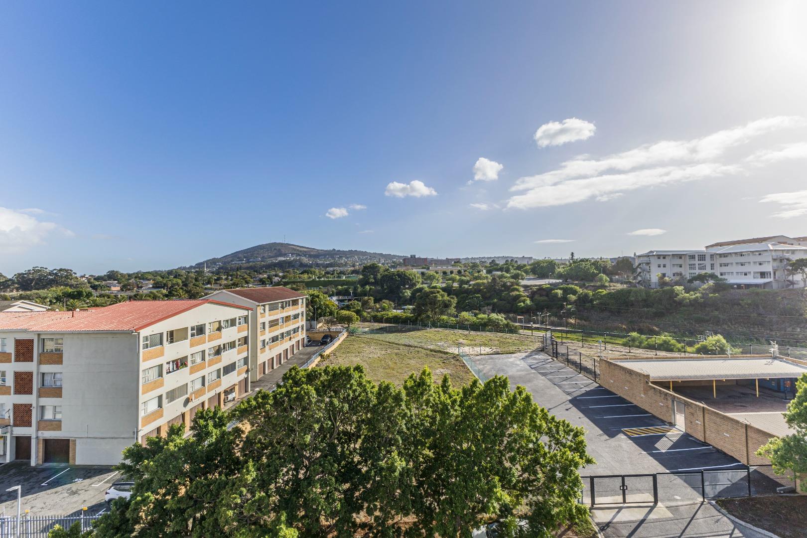 1 Bedroom Apartment for Sale - Western Cape