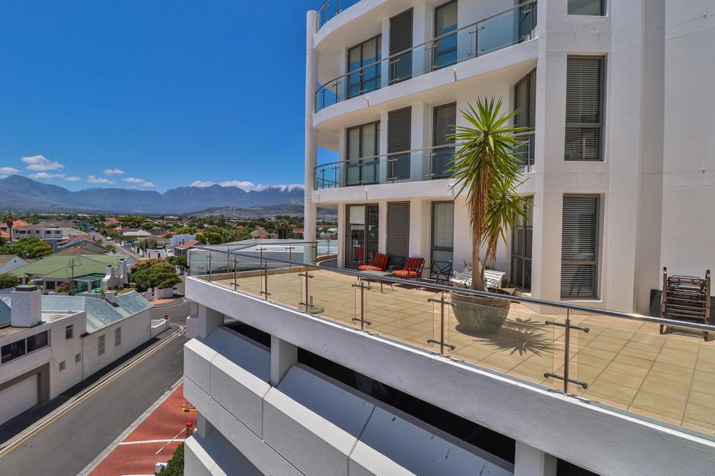 3 Bedroom Apartment for Sale - Western Cape