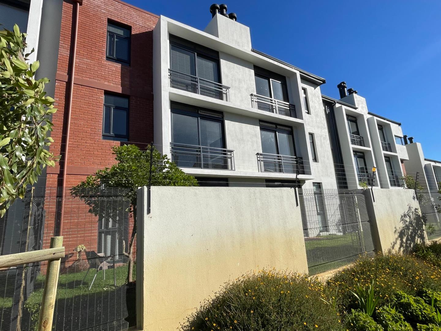 2 Bedroom Apartment for Sale - Western Cape