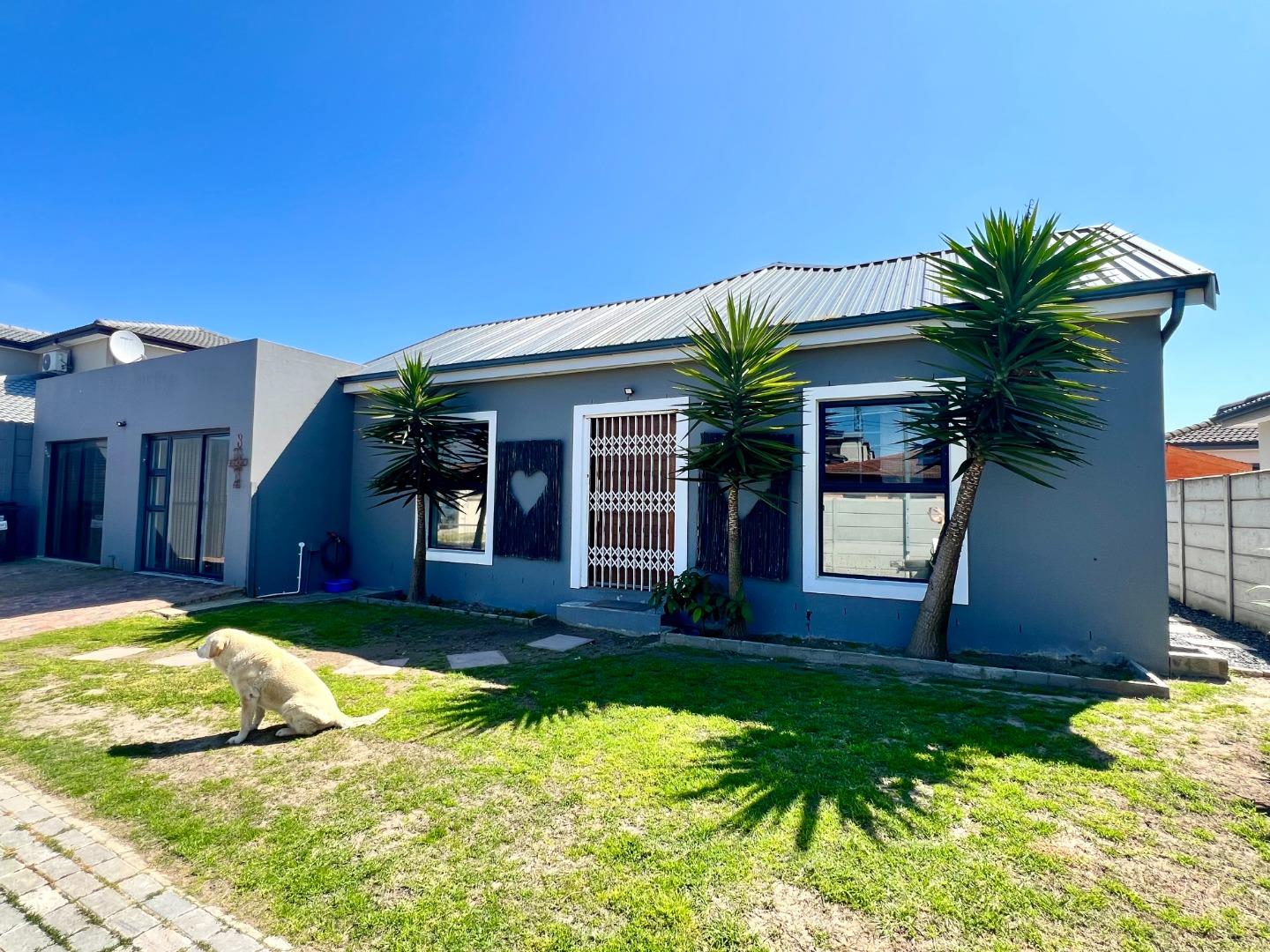 3 Bedroom House for Sale - Western Cape