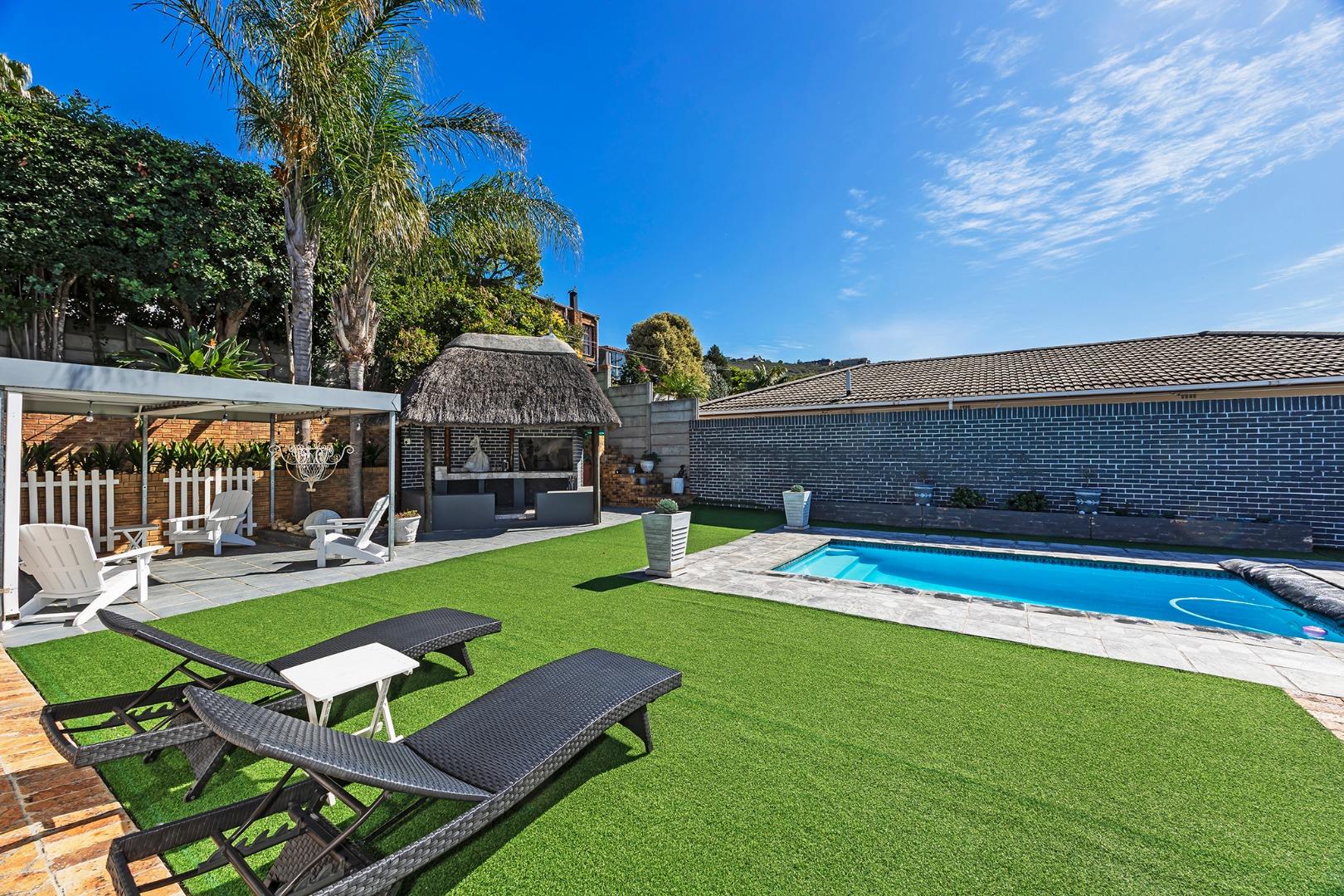 4 Bedroom House for Sale - Western Cape