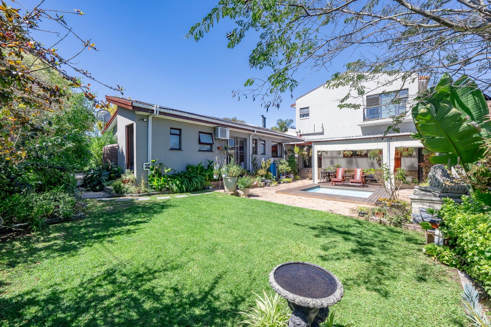 5 Bedroom House for Sale - Western Cape