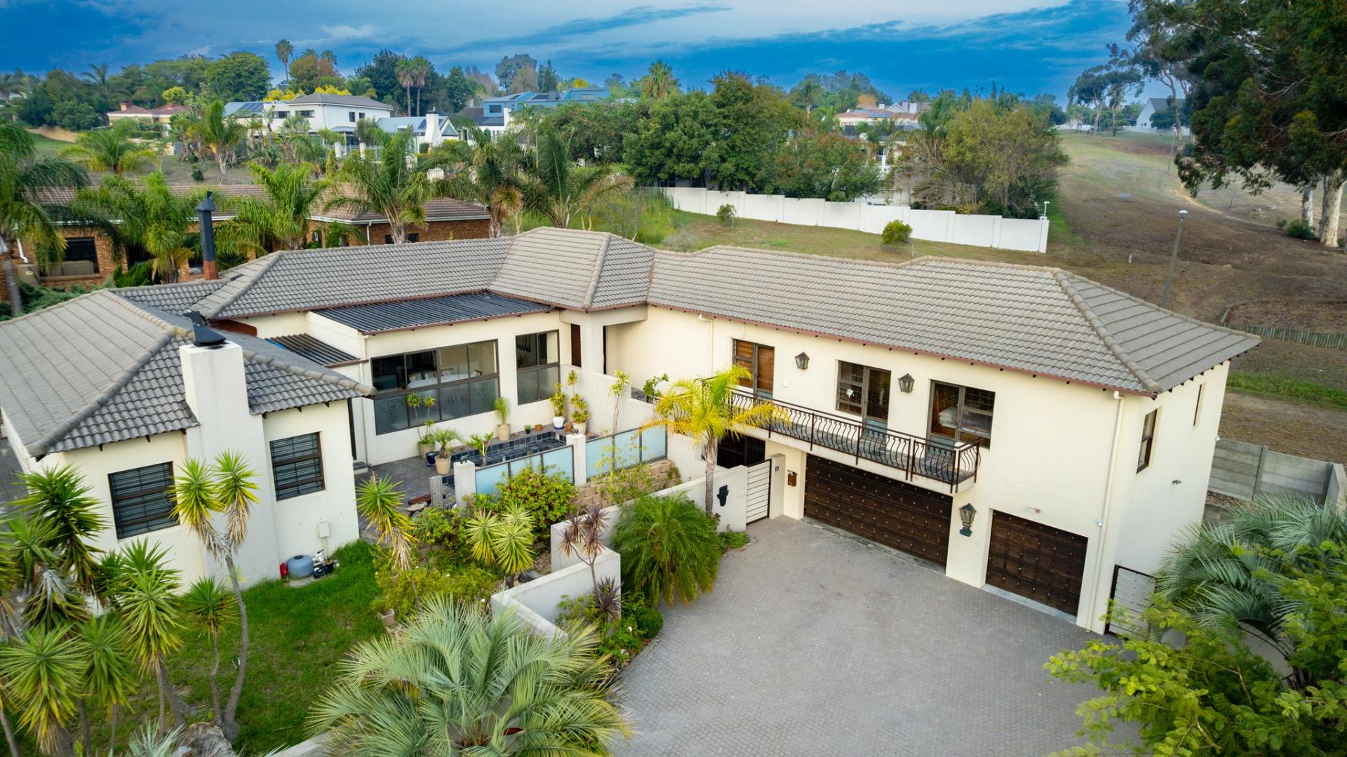 4 Bedroom  House for Sale in Durbanville - Western Cape