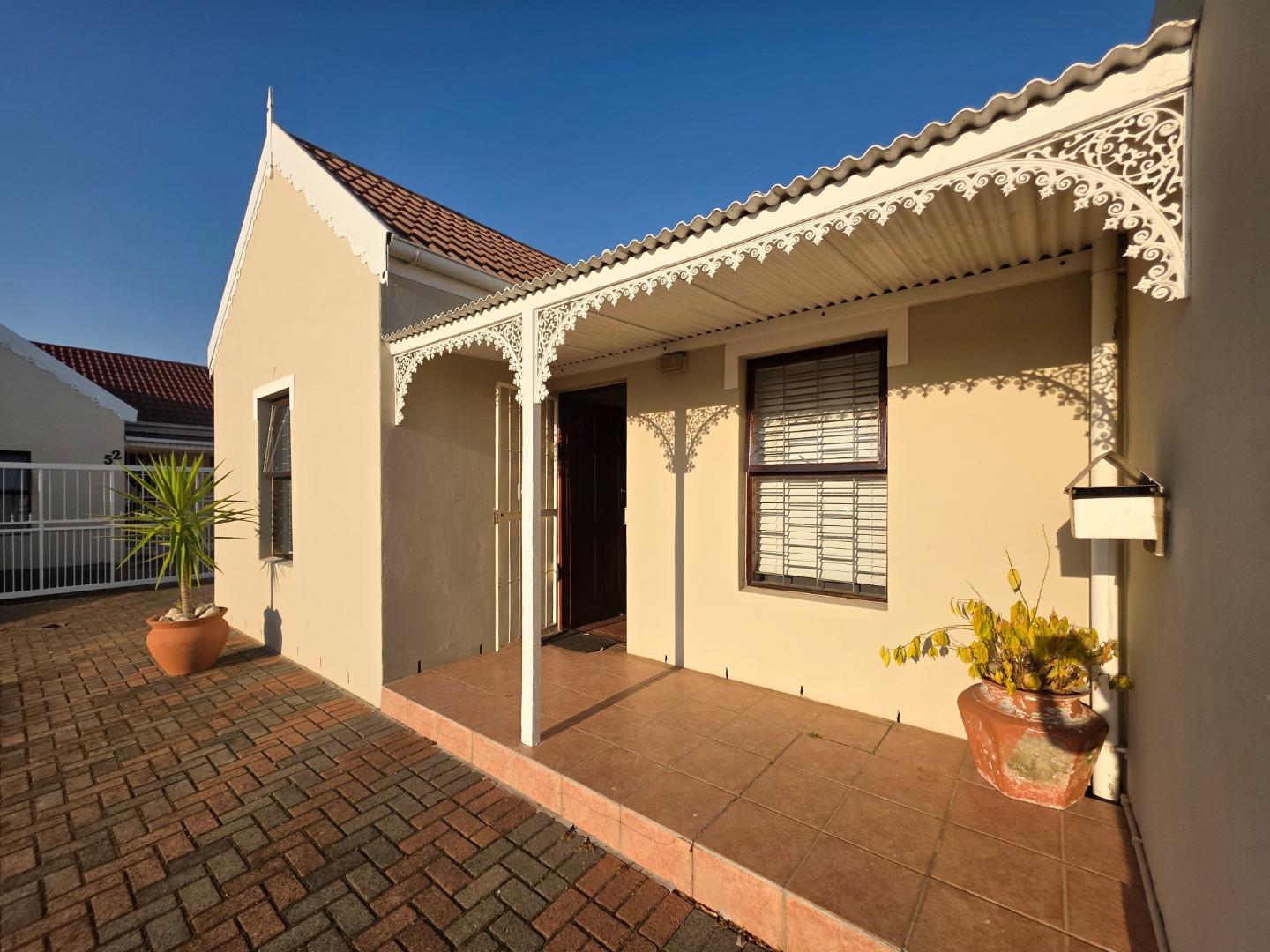 2 Bedroom Townhouse for Sale - Western Cape