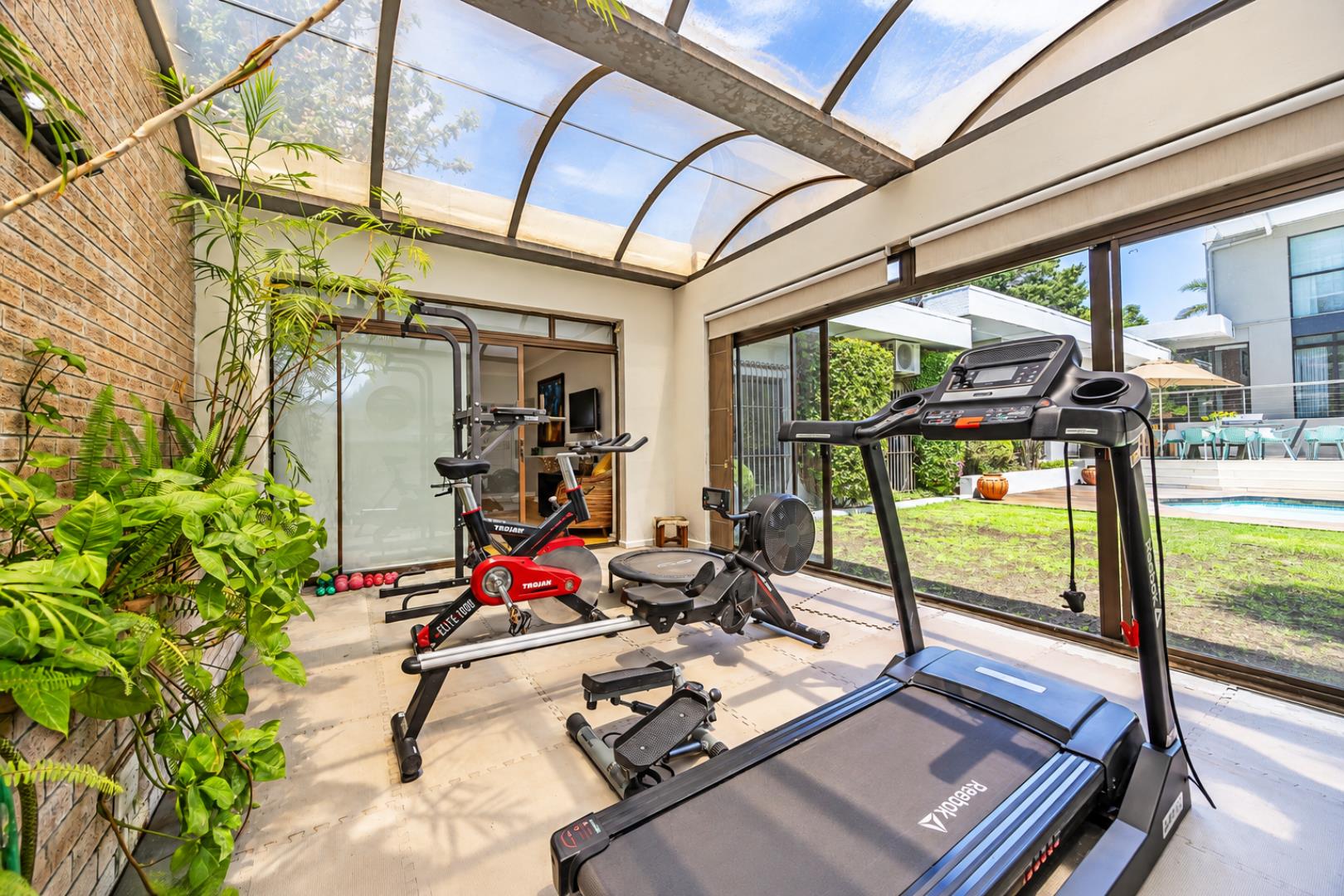 768744_Sunlit_Glasshouse_Home_Gym.png