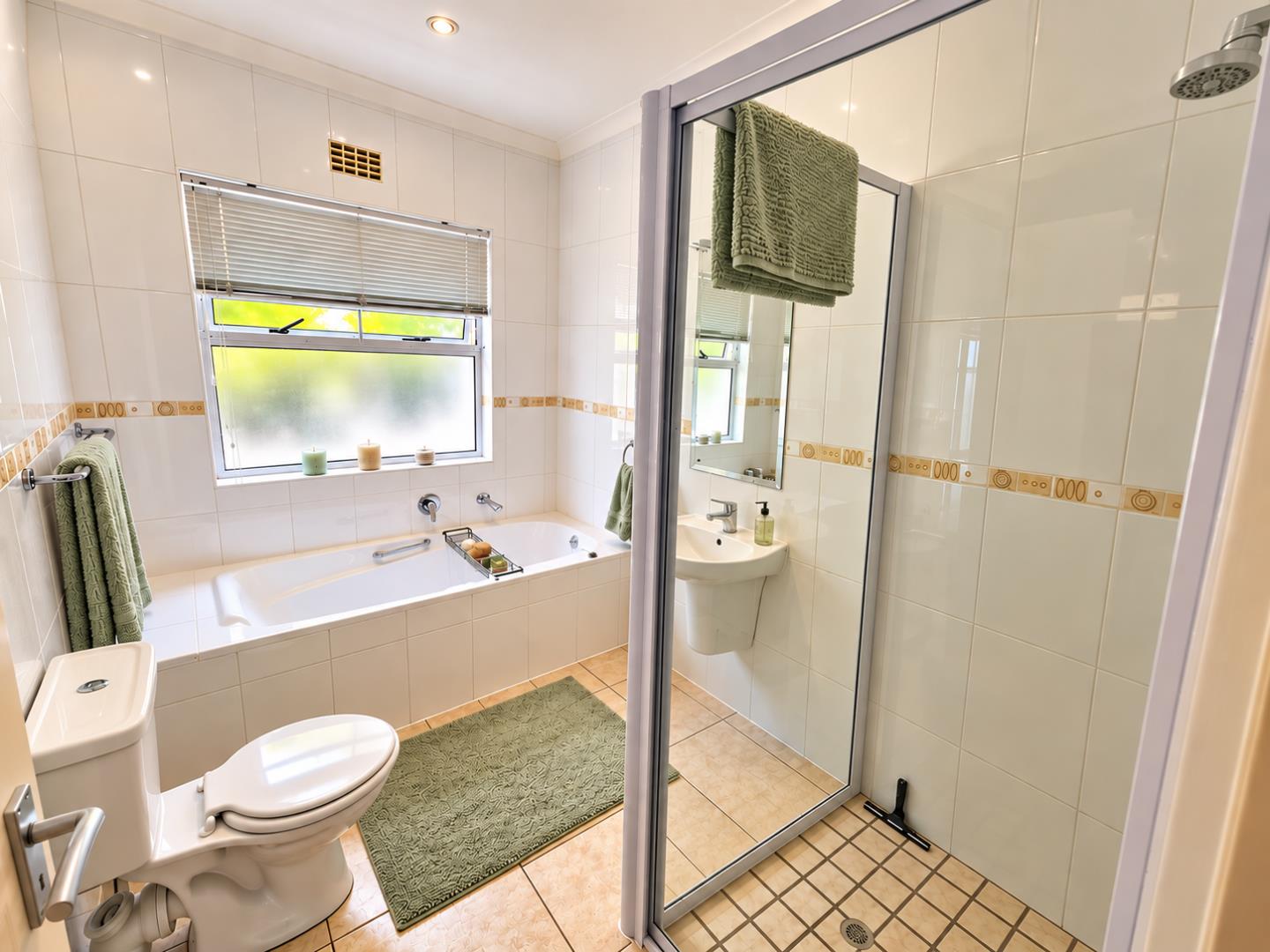 769386_Clean_Modern_Bathroom_with_Green_Accents.png