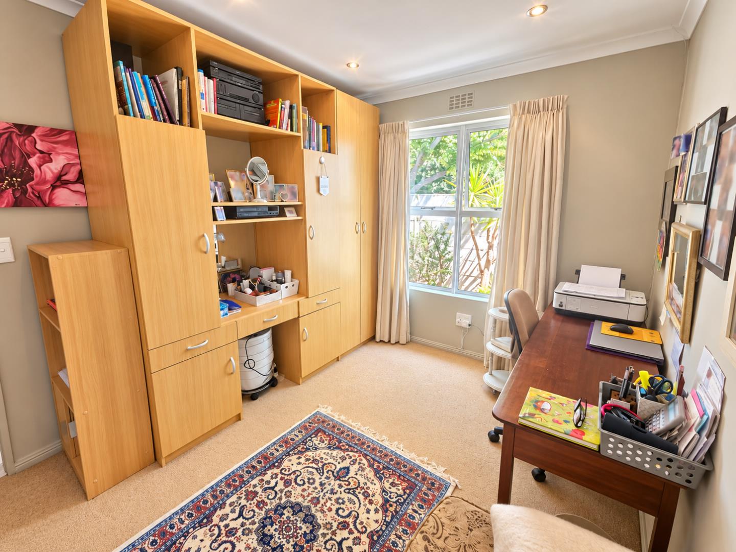 769441_Bright__Tidy_Home_Office_Study.png