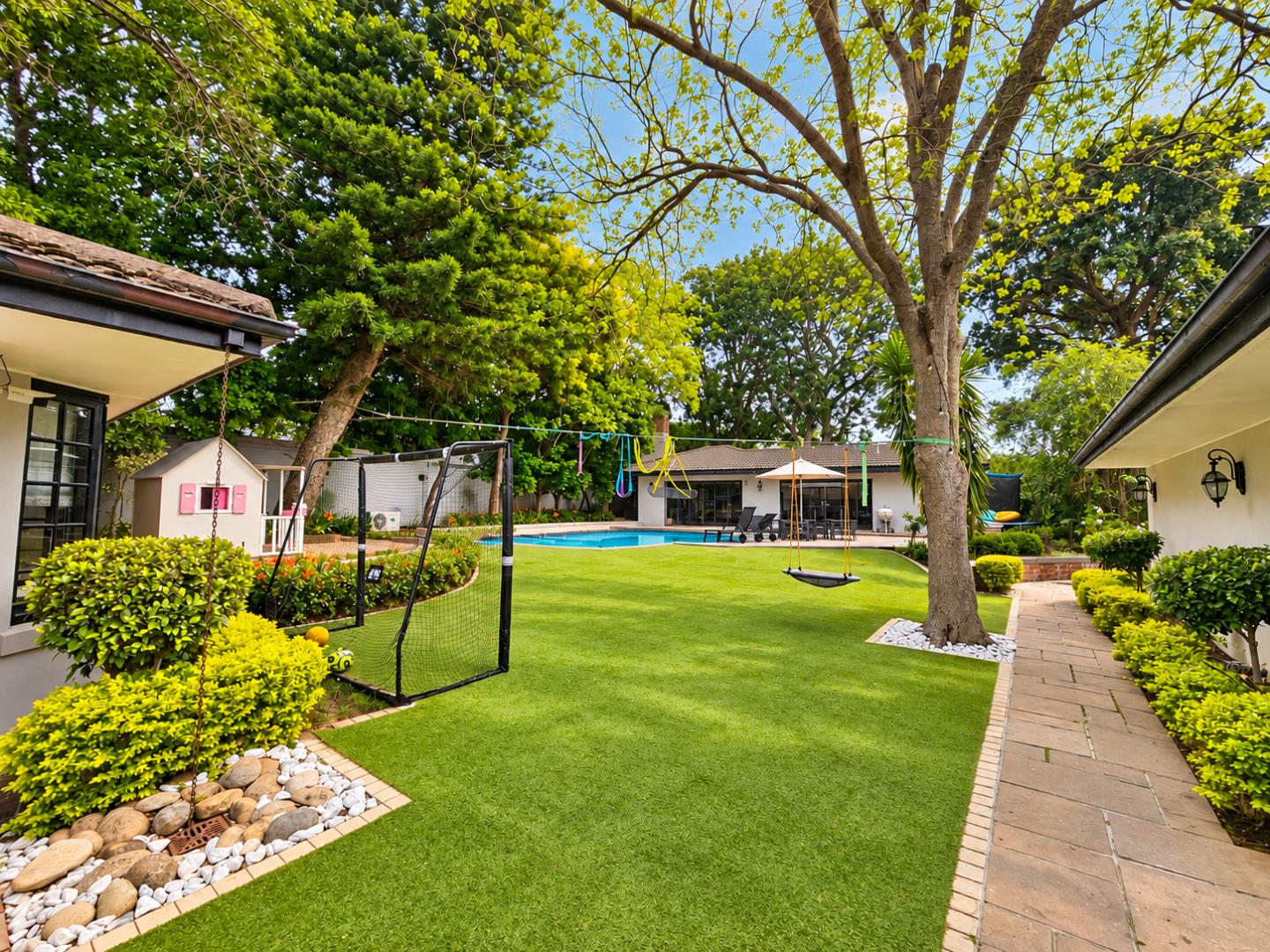 769572_Lush_Suburban_Backyard_with_Pool.png