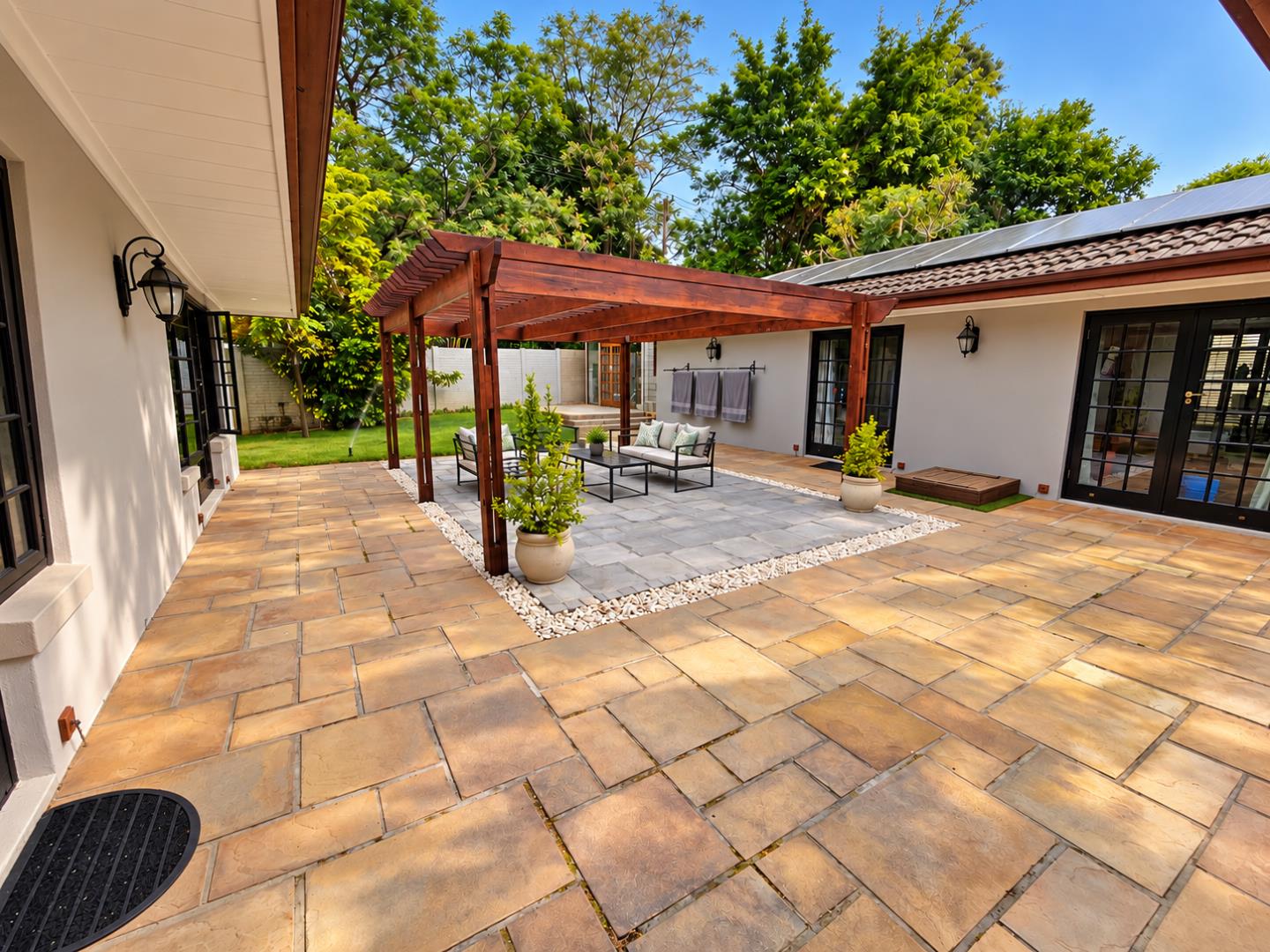 769572_Sunlit_Pergola_Courtyard_Retreat.png