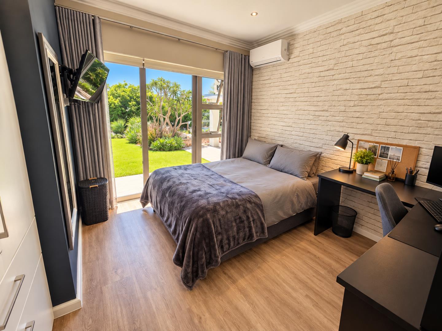 769820_Luminous_Contemporary_Bedroom_Retreat.png