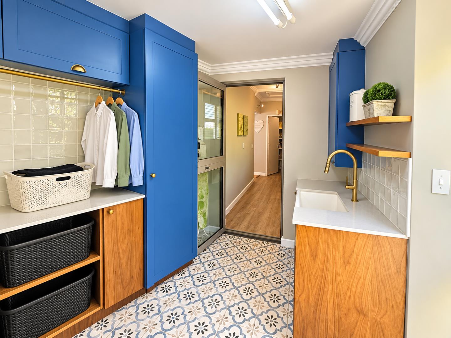 769820_Stylish_Blue_Cabinetry_Laundry_Room.png