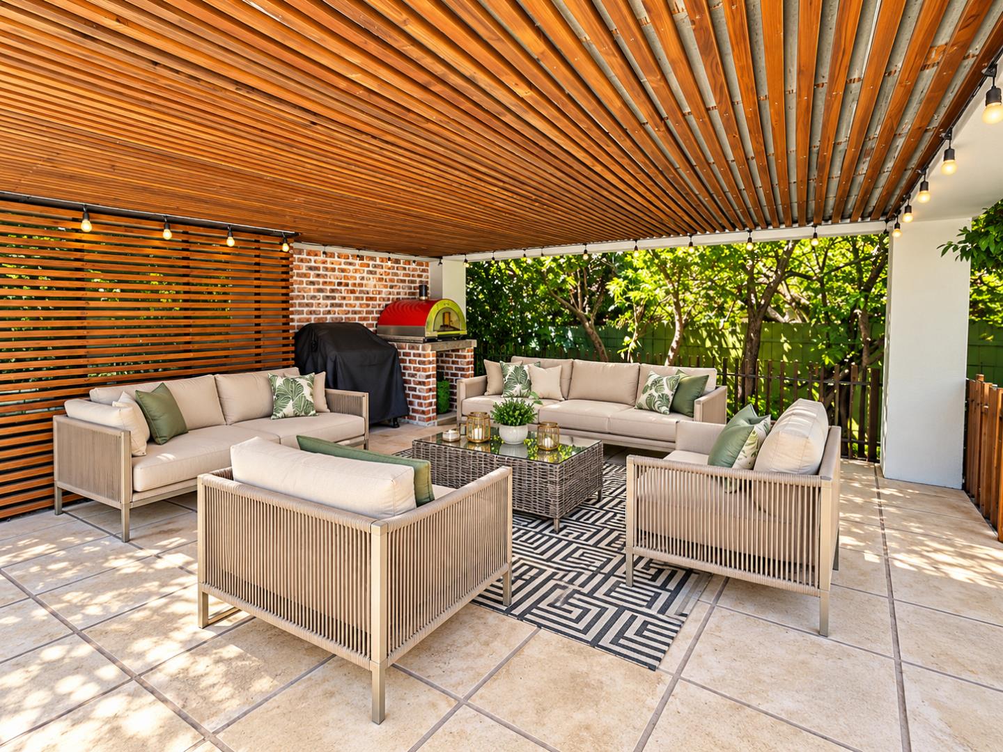 769820_Stylish_Covered_Garden_Patio_Lounge.png