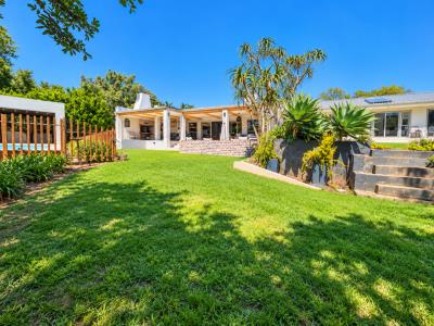 769820_Sunlit_Modern_Home_and_Lush_Garden.png